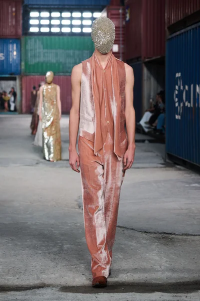 Look 73